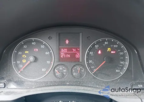 2009 Volkswagen Jetta Wolfsburg Edition z USA, uszkodzony, nr VIN 3VWRJ71K29M032727